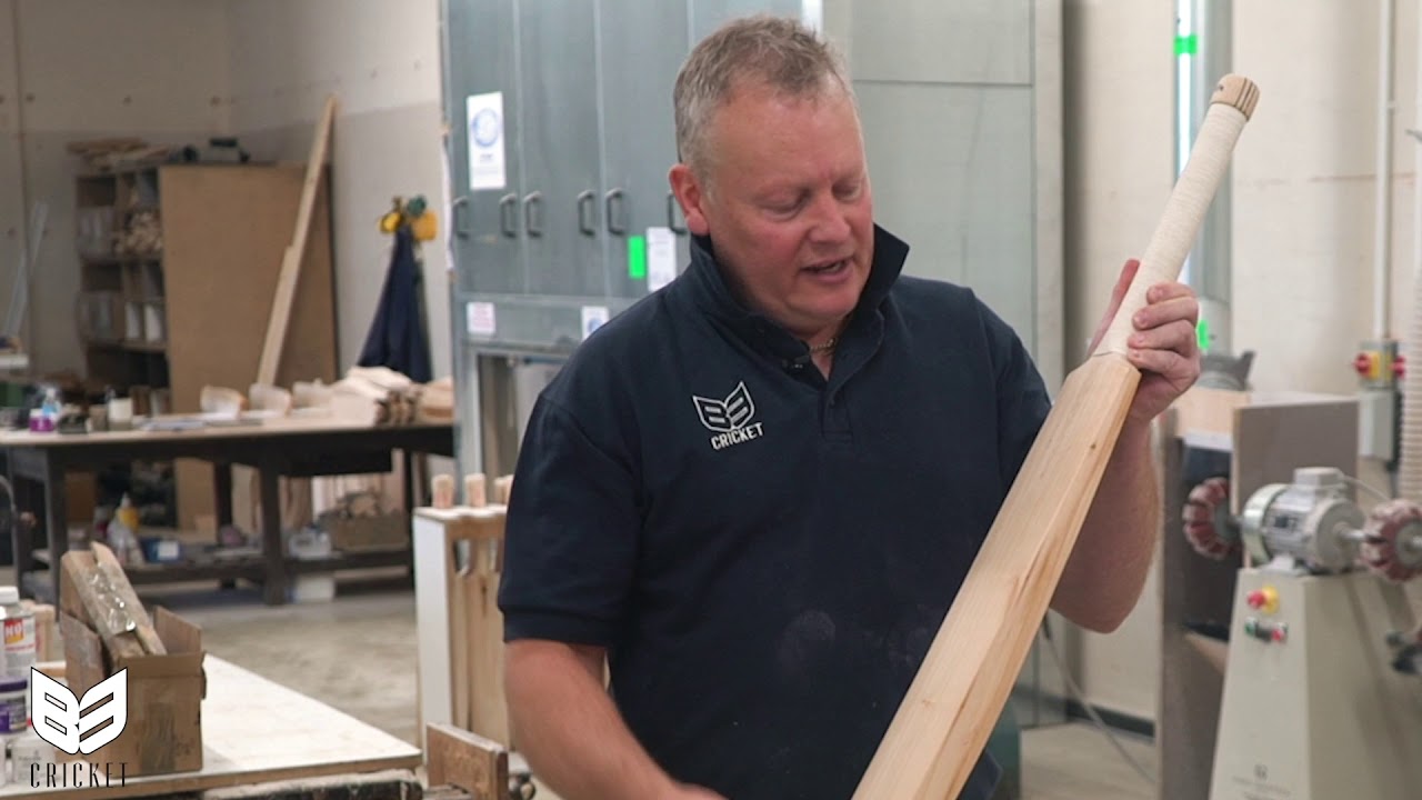 How To… Oil a Cricket Bat