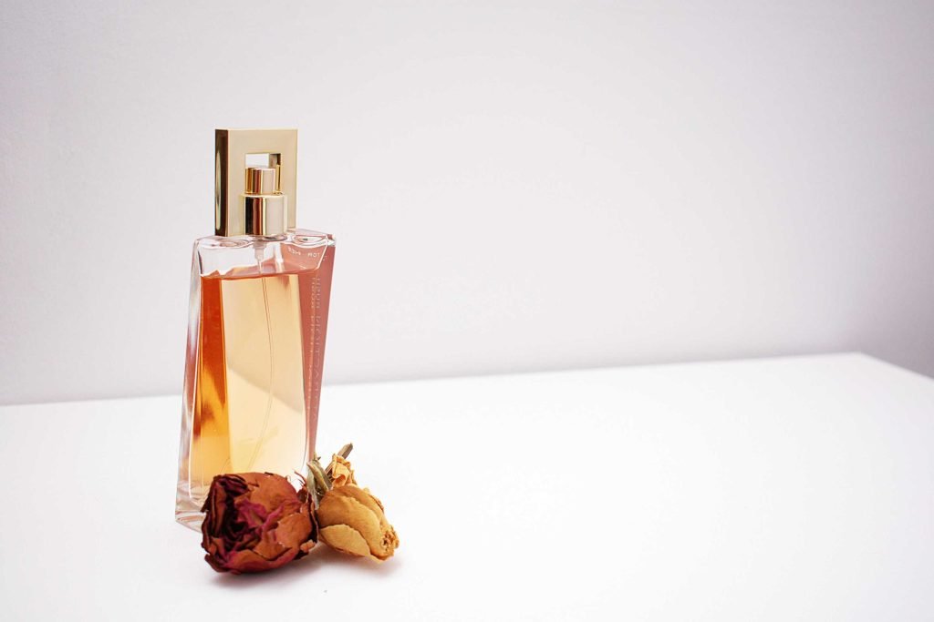 How to Apply Attar: Get the Most Out of Your Precious Fragrance 6 How to Apply Attar
